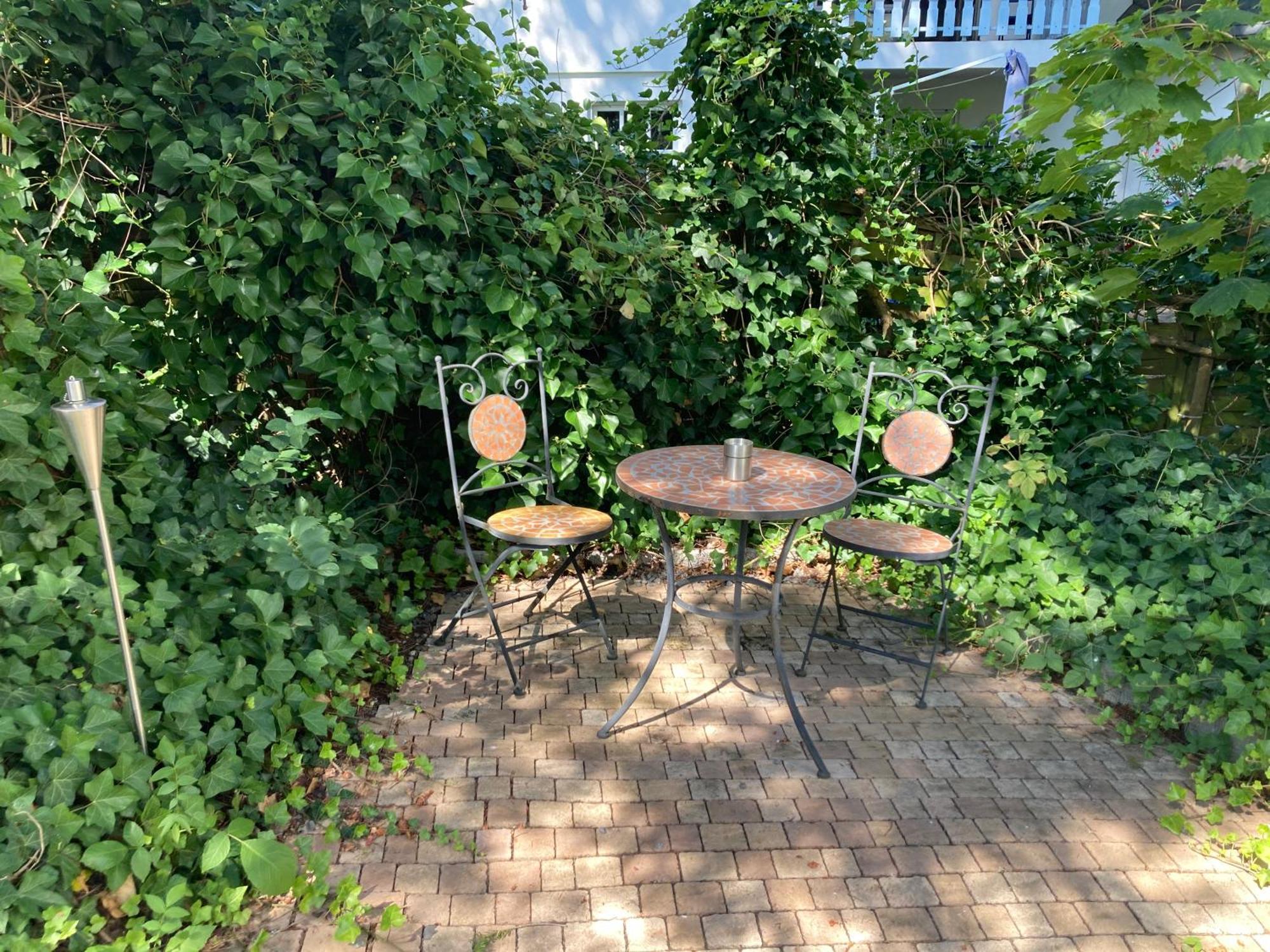 陶努斯施泰因Amselweg Am Waldrand Gelegen Netflix Eigener Carport Uvm公寓 外观 照片